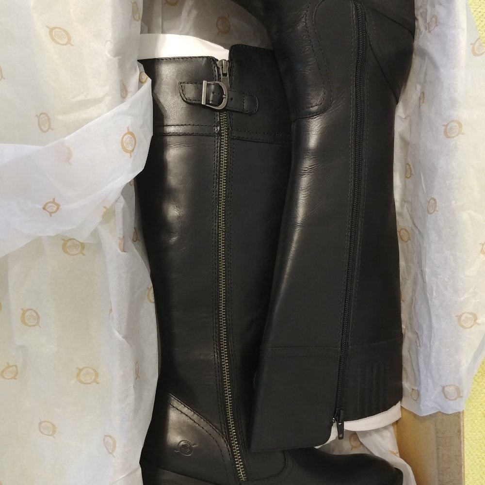 BORN FANNAR Boots Size 6